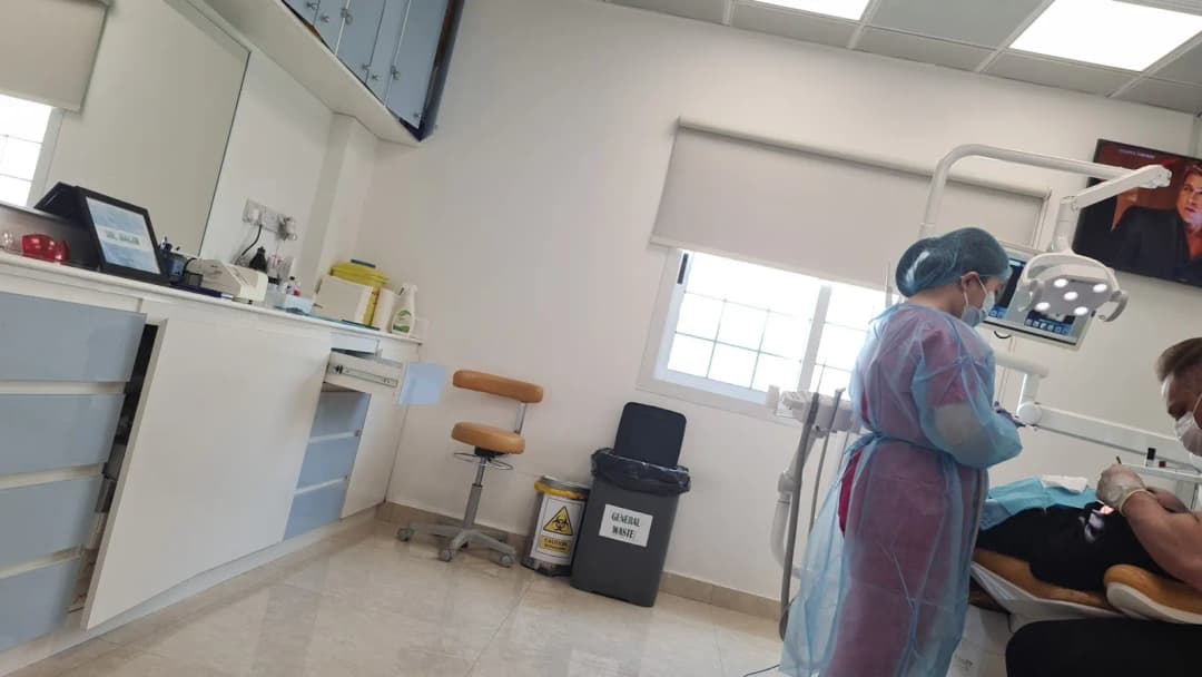 Al Dehyafa Specialized Orthodontic and Dental Clinic — صورة 7
