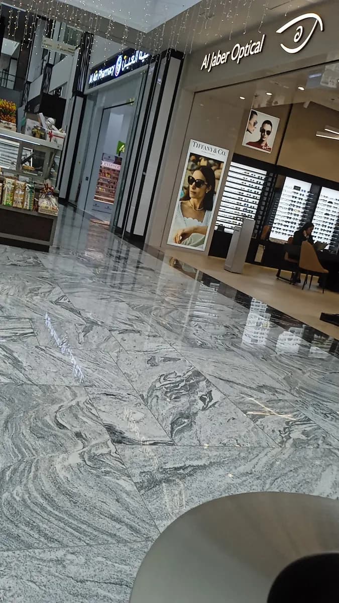 Al Jaber Optical Centre LLC BR Damac Mall — صورة 8