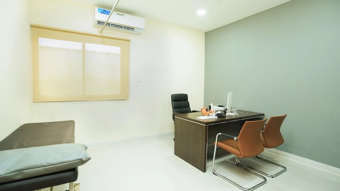 AL Noor Polyclinic AL Satwa