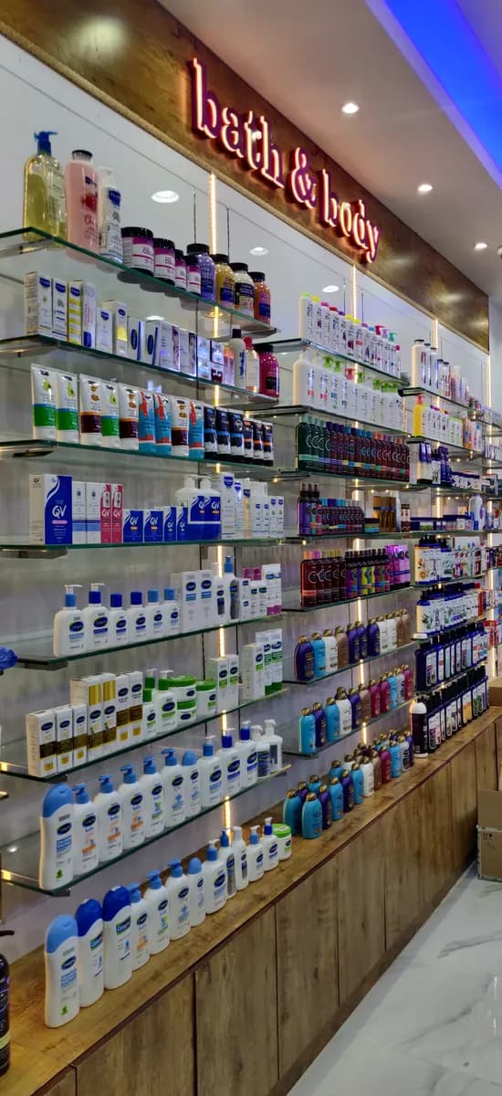 Al Safa Care Pharmacy — صورة 6