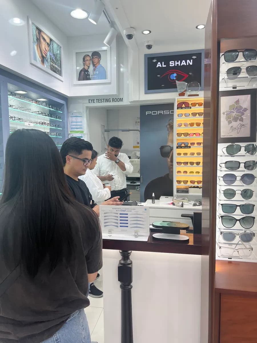 AL Shan Opticals — صورة 6
