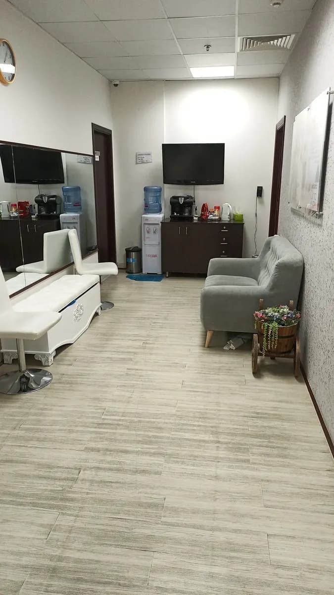 American Medical Center — صورة 6