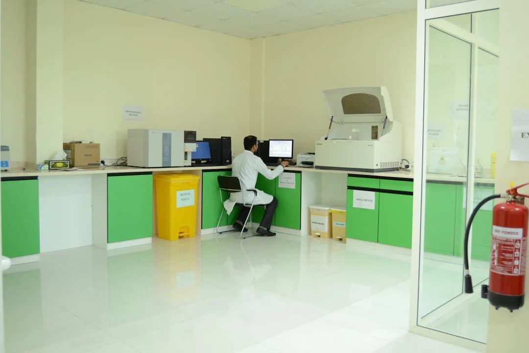 Apple International Poly Clinic