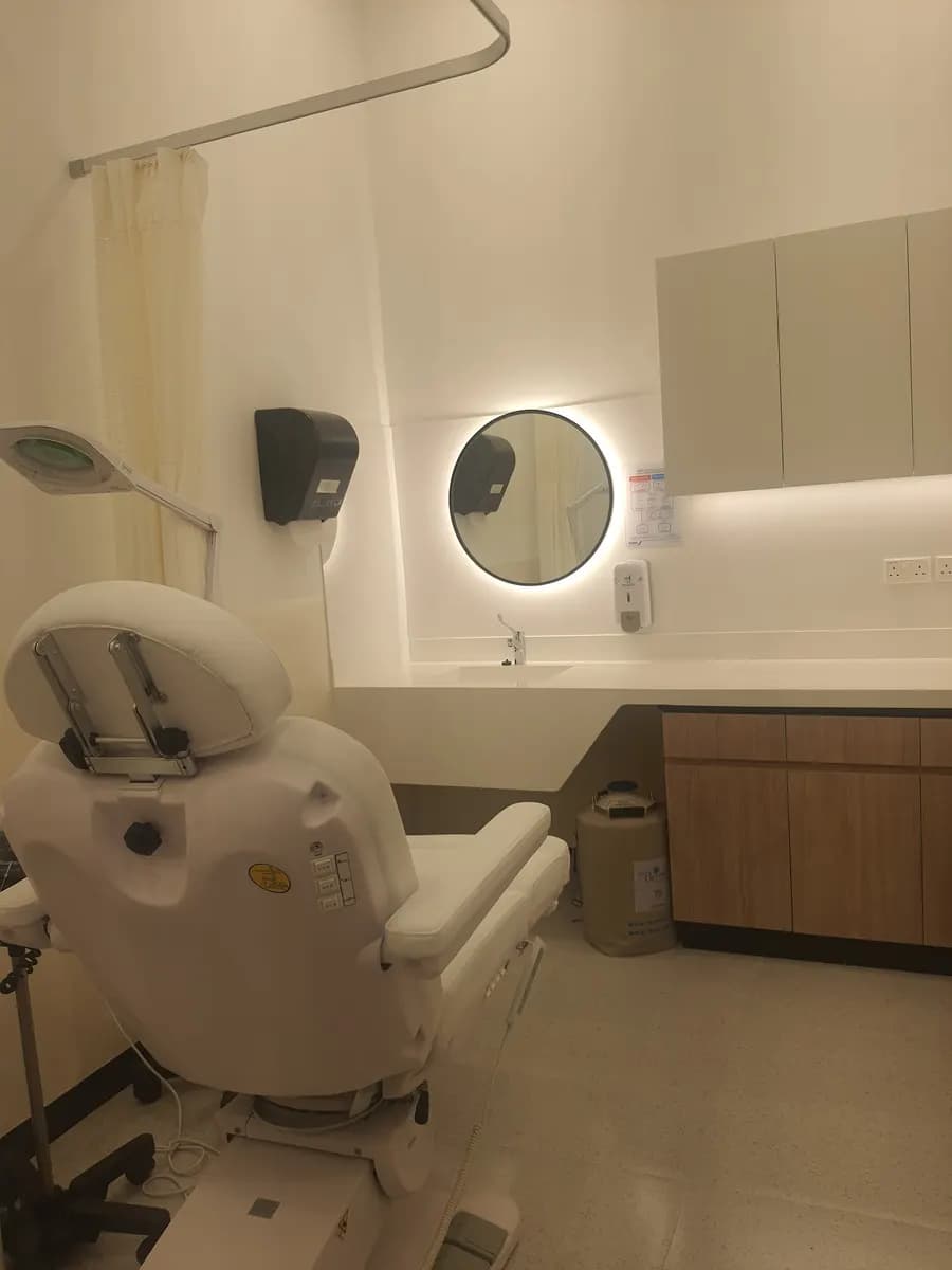 Aster Royal Clinic Springs Souk photo 5