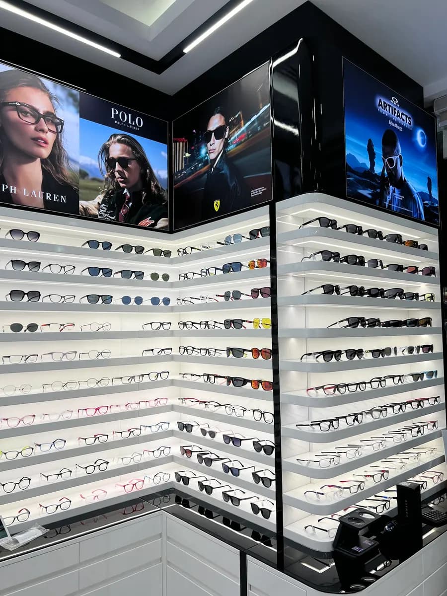 Athens Vision Opticals — صورة 8