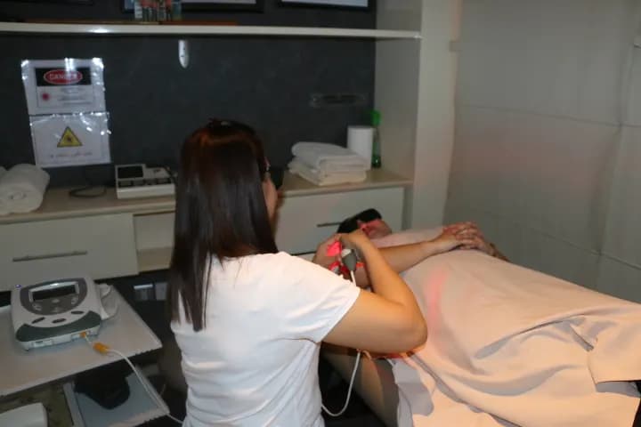 California Chiropractic and Sports Medicine Center photo 4