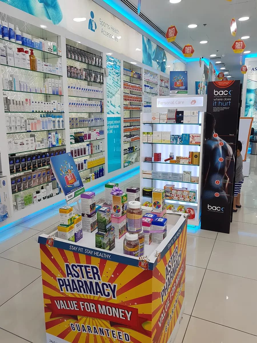 Central Market Pharmacy — صورة 6