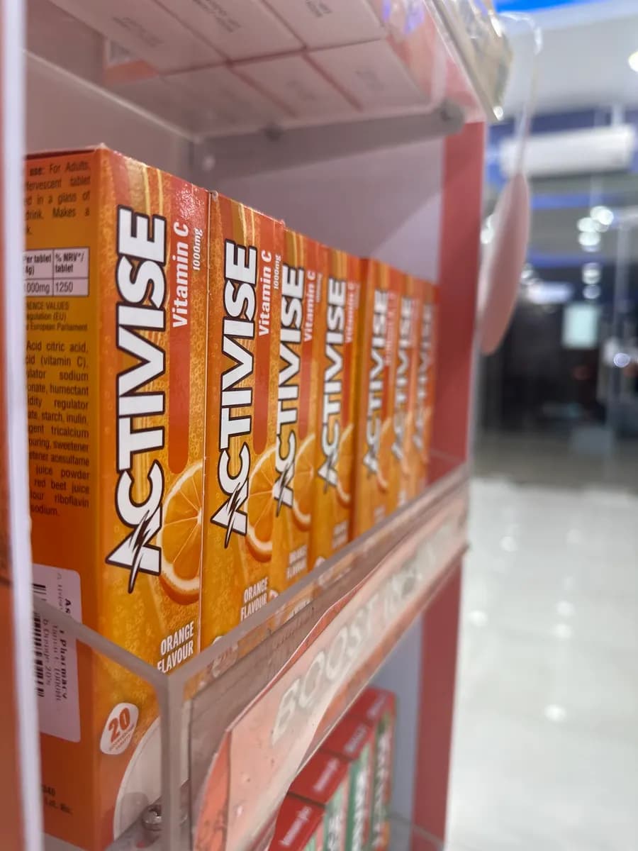 Central Market Pharmacy — صورة 8