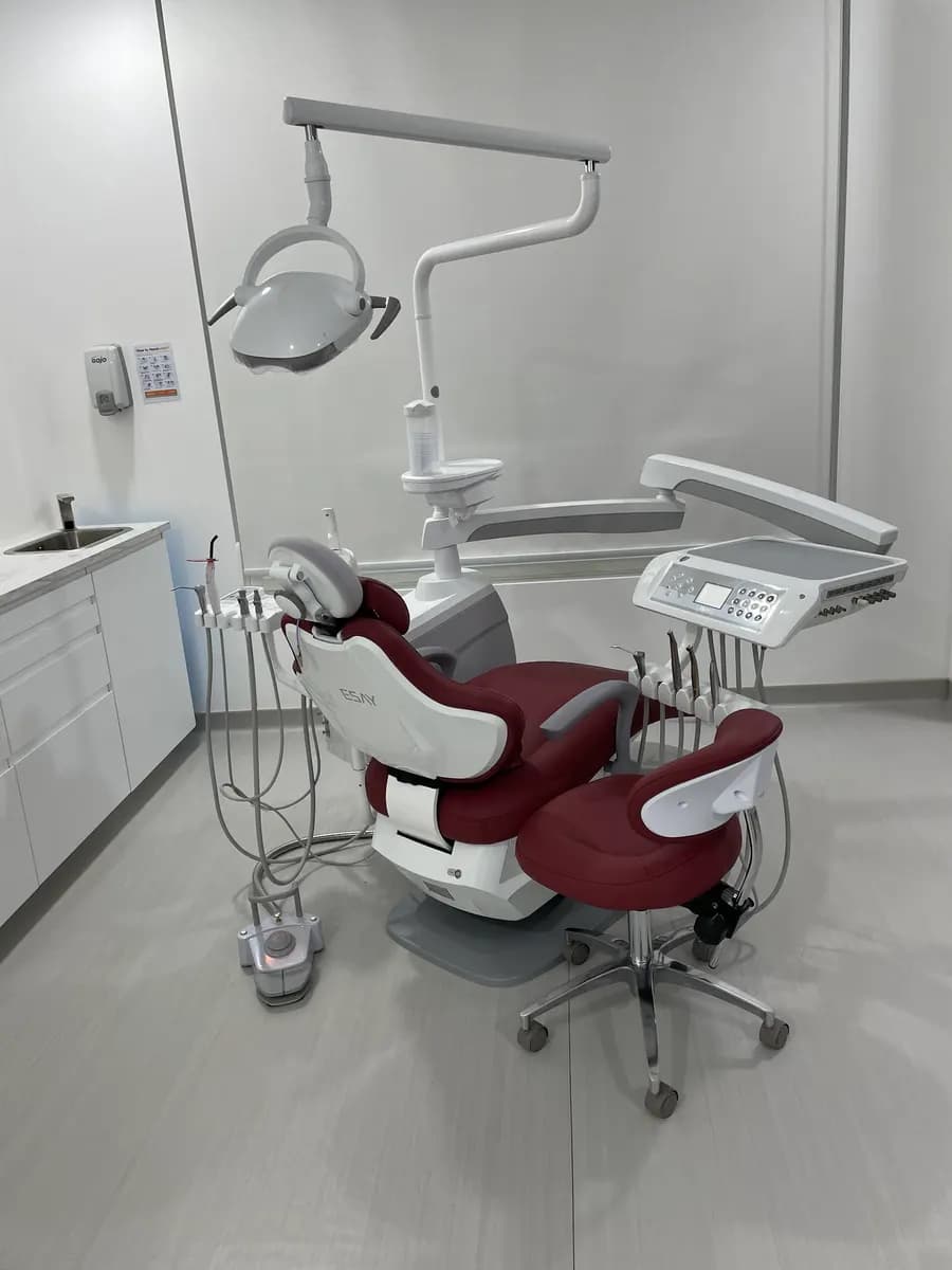 Deedz Dental Clinic photo 3