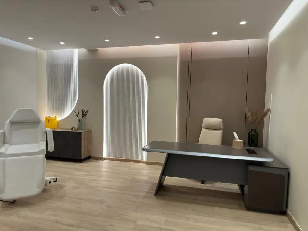 Delia Clinic photo 3