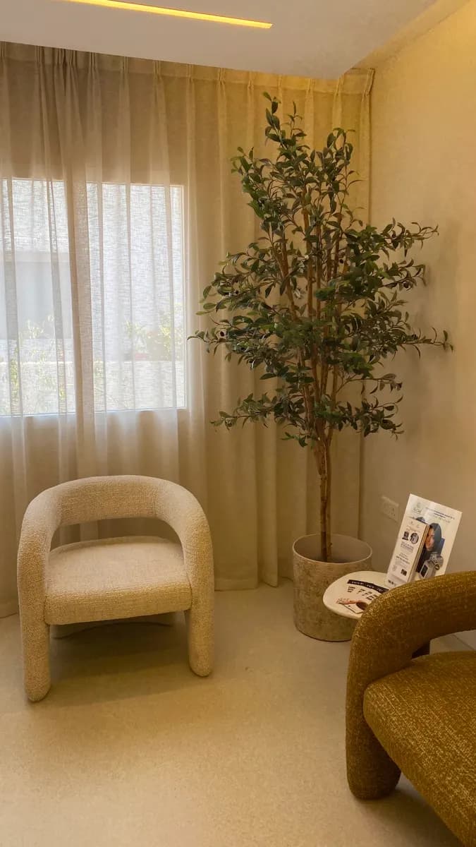 Dr Amina Alamiri Clinic photo 3