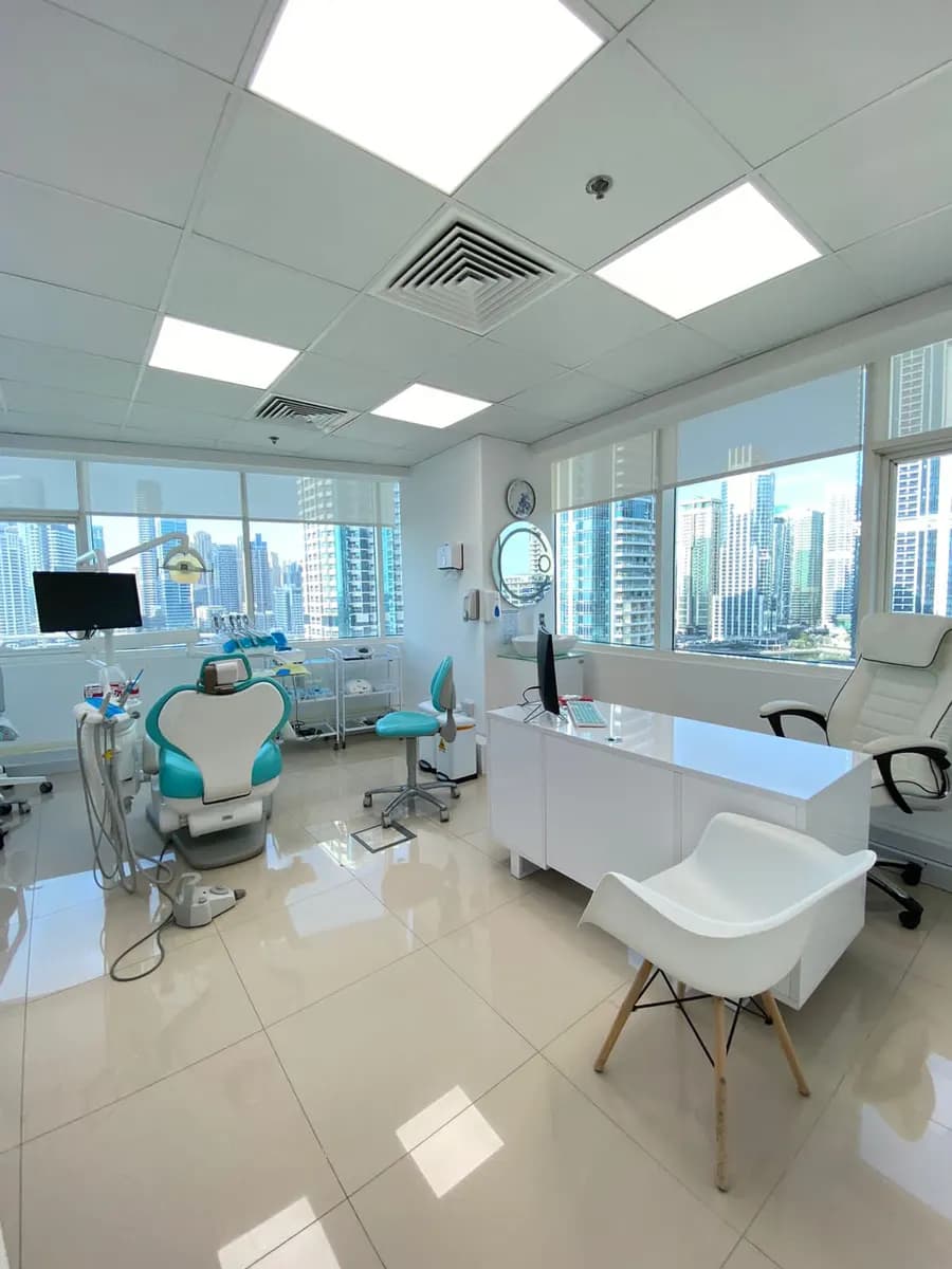 DR Miskis Dental Aesthetic Centre photo 2