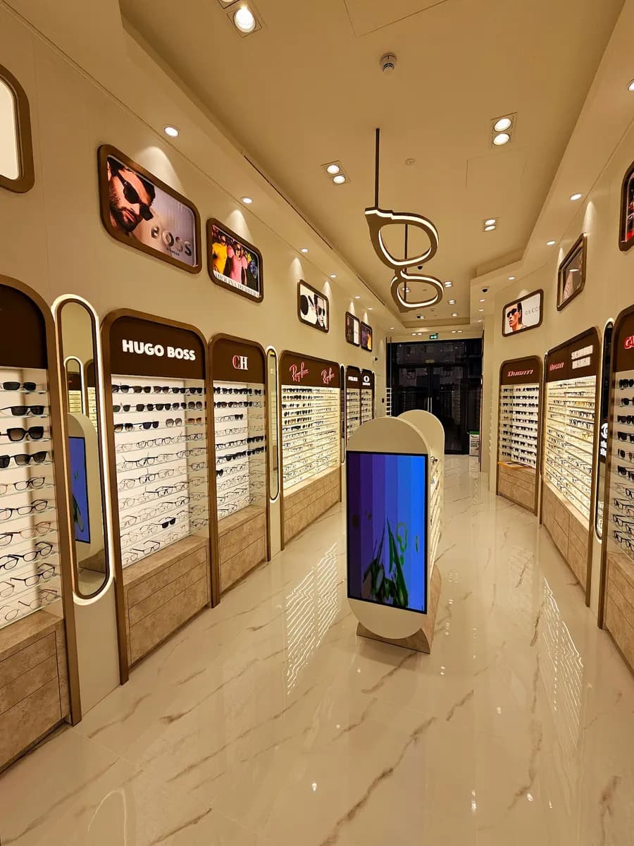 Emirates Optical — صورة 8