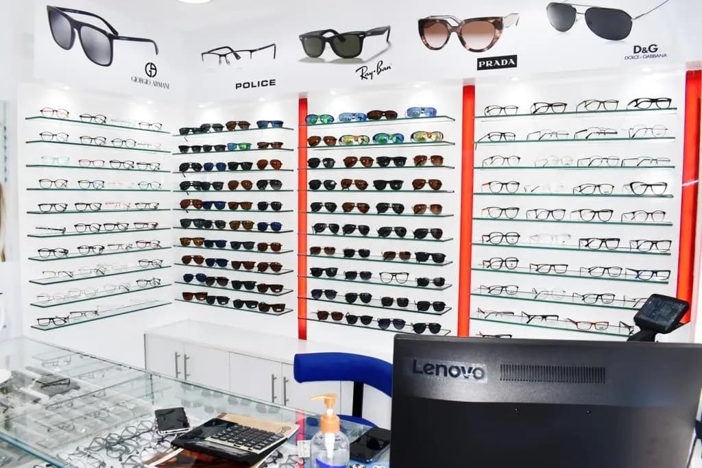 Eye Test Optical Center — صورة 6