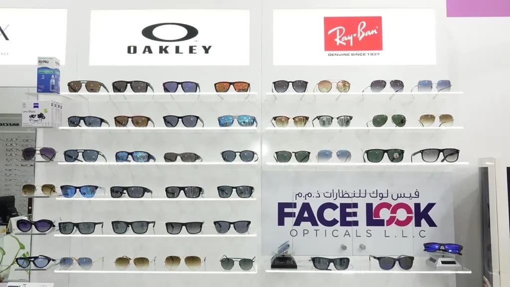 Face Look Opticals — صورة 6