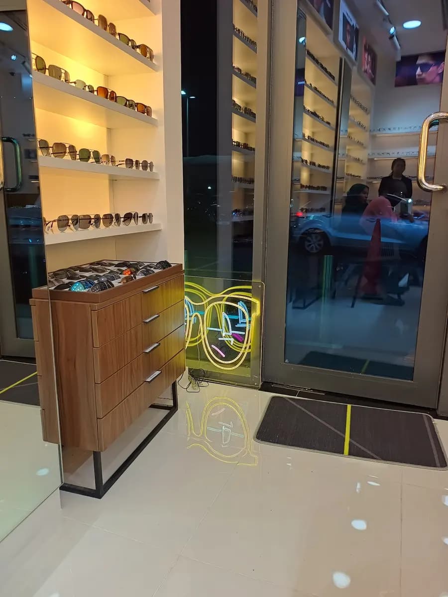 Hafeet Opticals — صورة 7