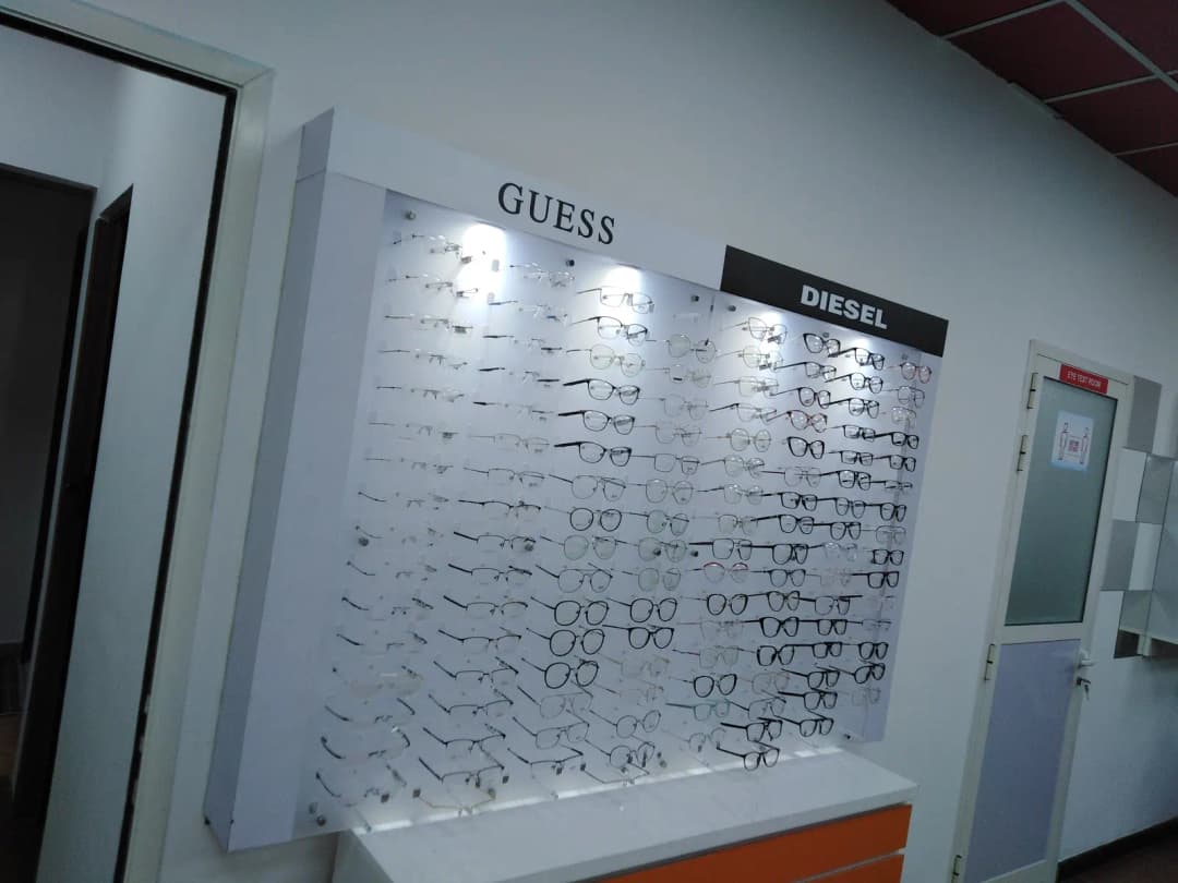 Insta Opticals photo 2