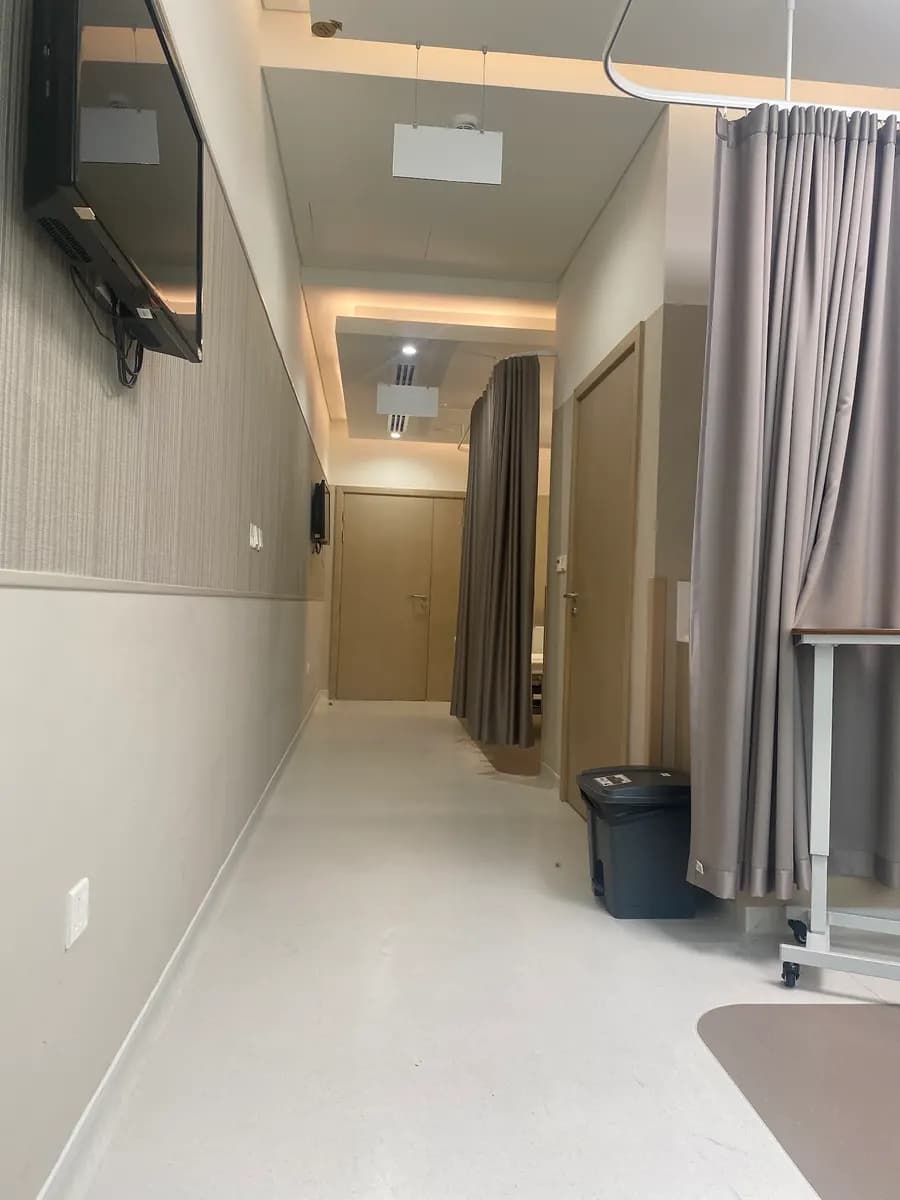 International Modern Hospital — صورة 8
