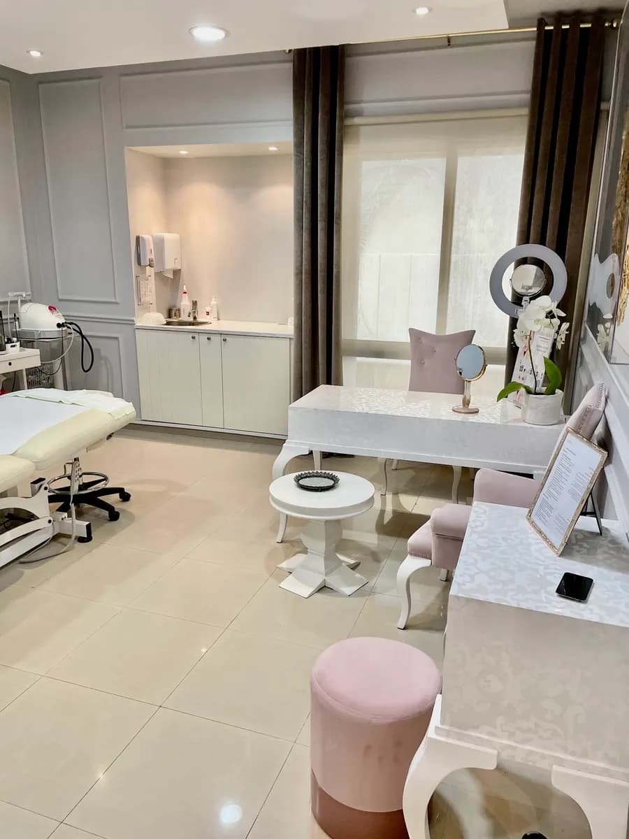 Lesprit Medical Clinic photo 4
