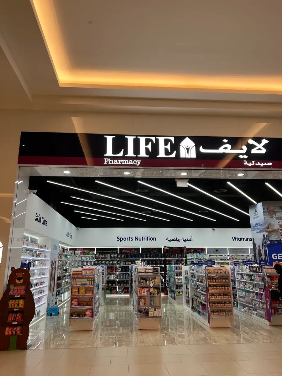 Life Pharmacy 70