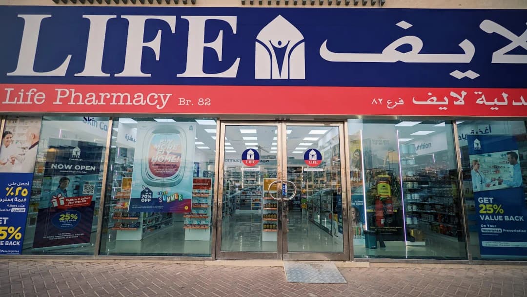 Life Pharmacy 82