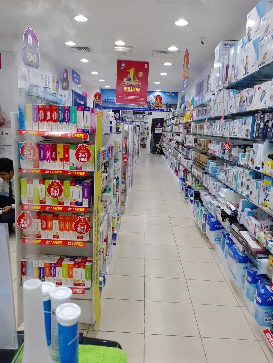 Life Rose Pharmacy photo 5