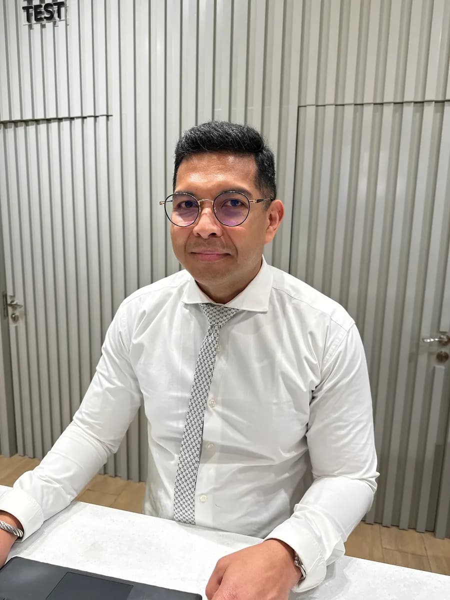 Magrabi Optical Company L Lc (Springs Souk ) photo 5