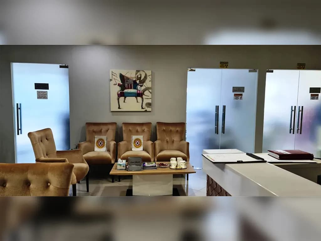 Pearly White Dental Clinic photo 4