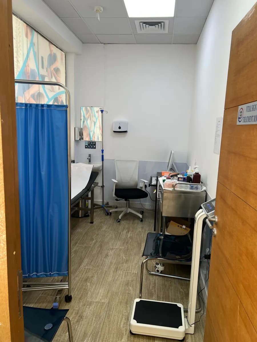 Peshawar Medical Center — صورة 5