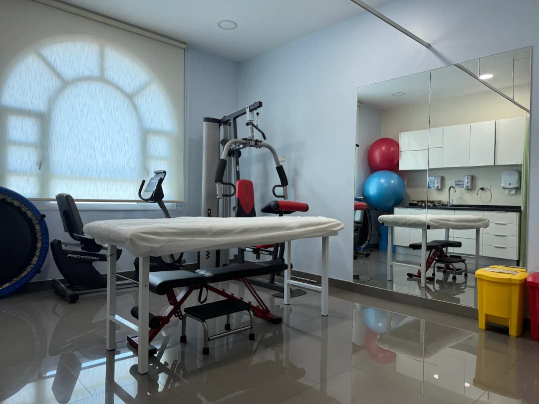 Physioveda Medical Center photo 4