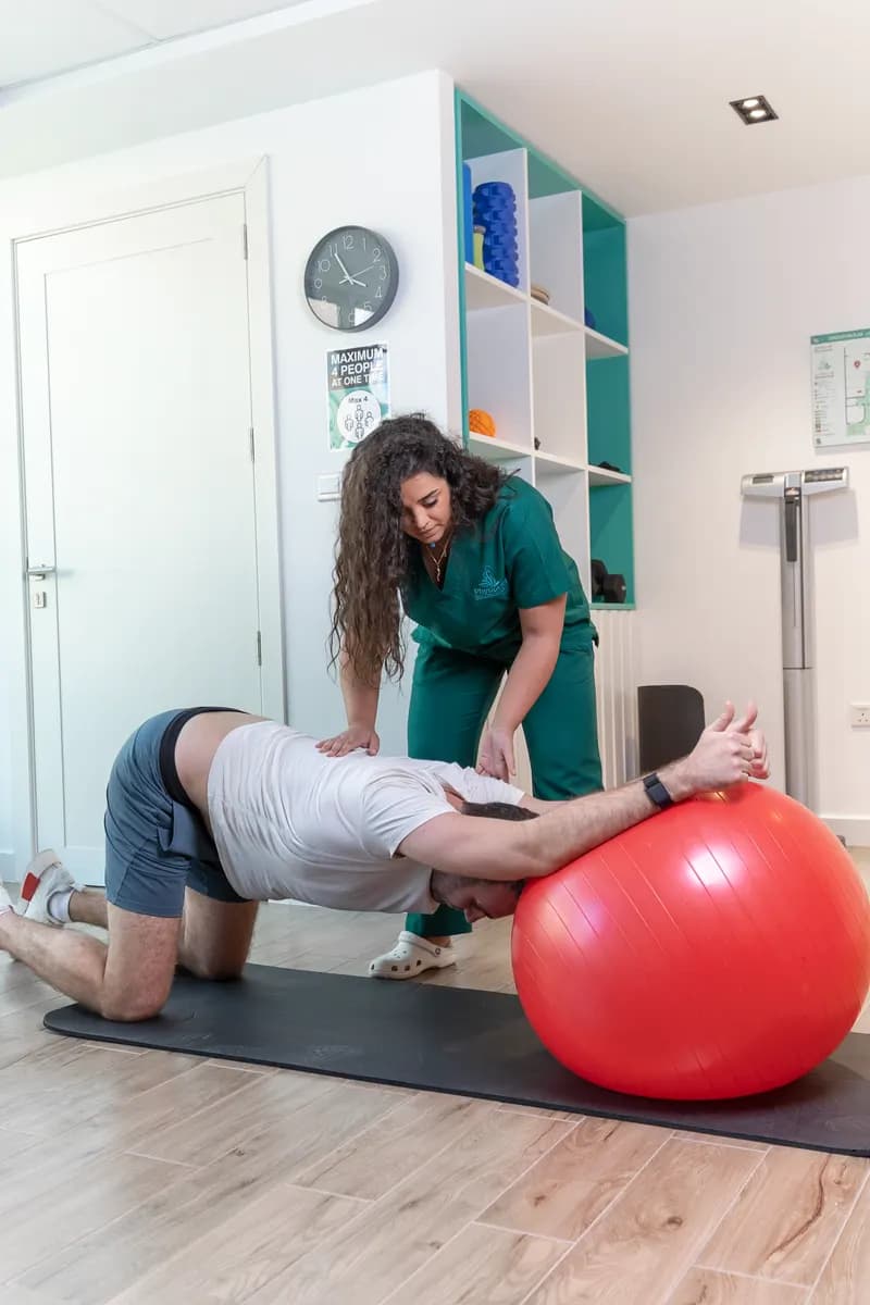 Physiowell Chiropractic and Physiotherapy Centre — صورة 6