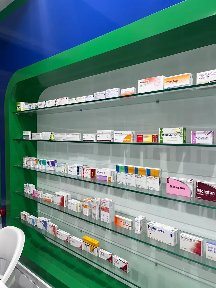 Pic Pax Neu Pharmacy — صورة 7