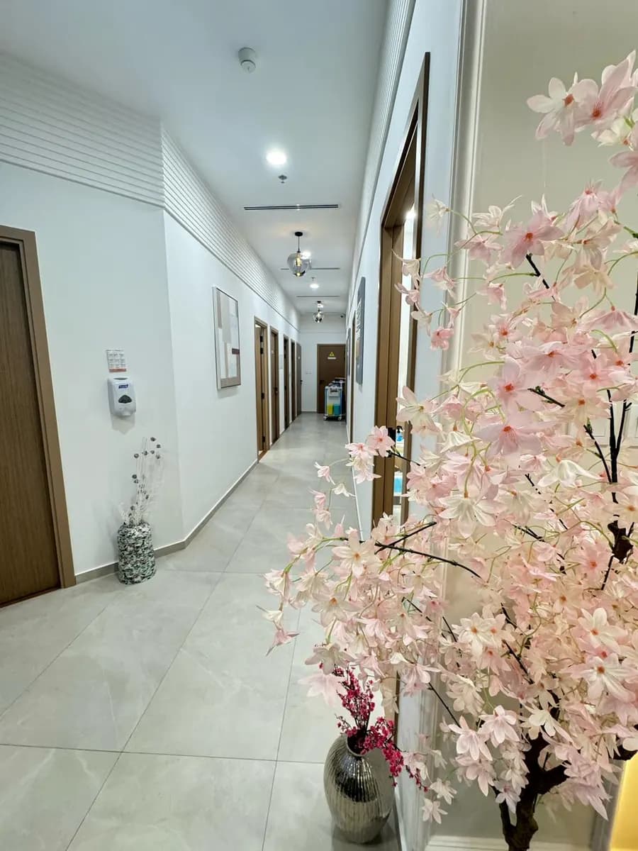 R Define Aesthetic Clinic photo 2
