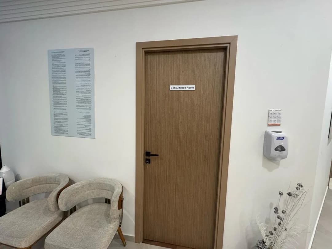 R Define Aesthetic Clinic photo 5