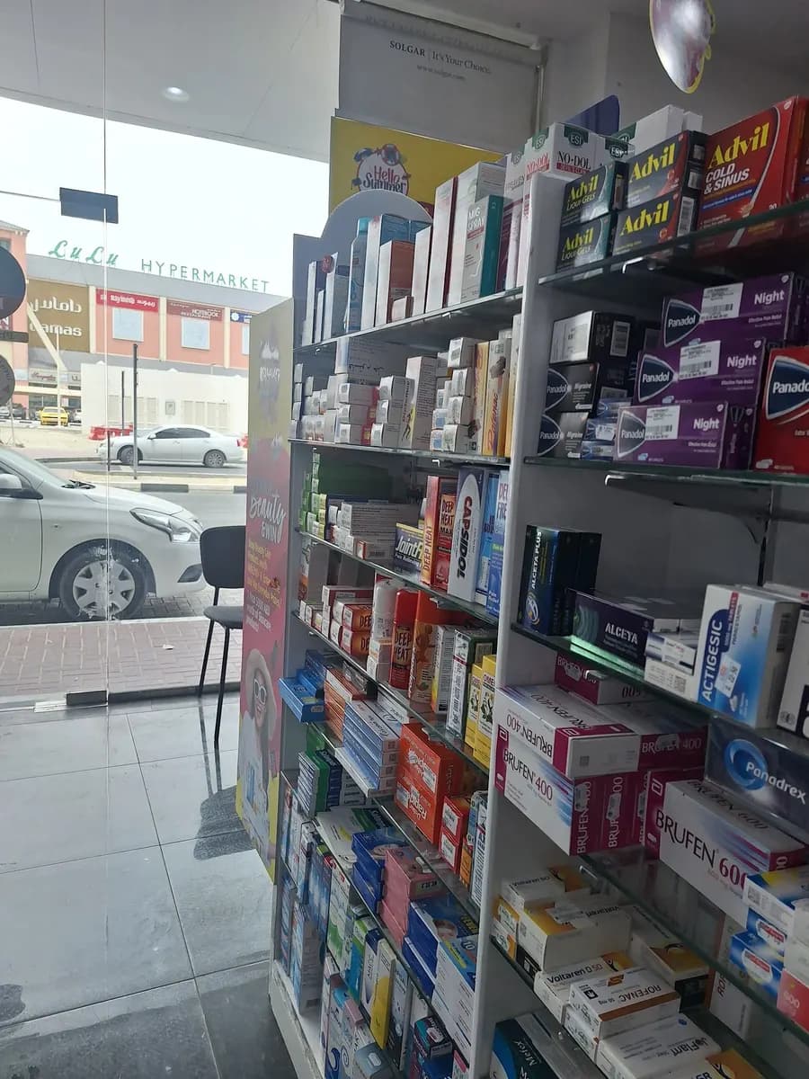 Real 10 Pharmacy photo 2