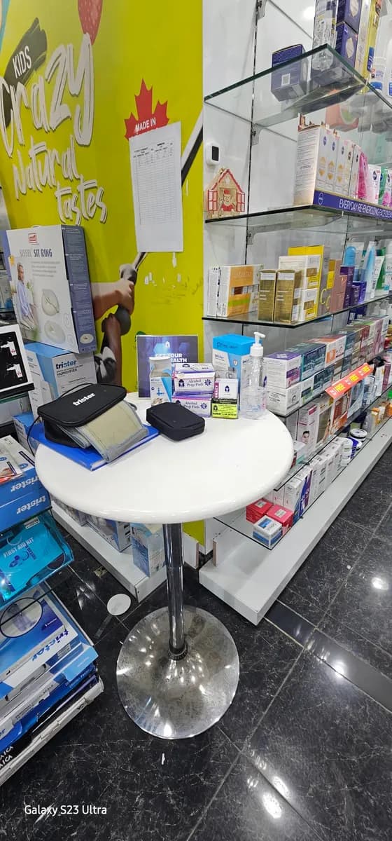 Real 10 Pharmacy photo 4
