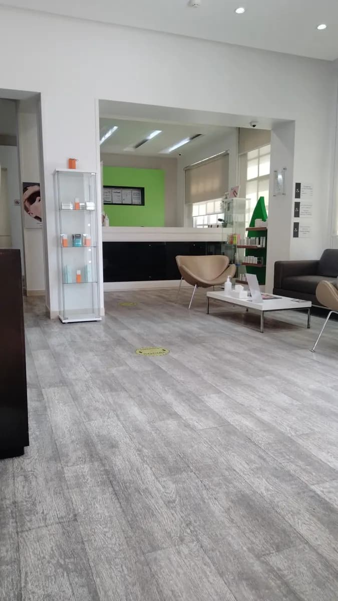 Sansaya Cosmetic Surgery And Dentistry Clinic photo 5
