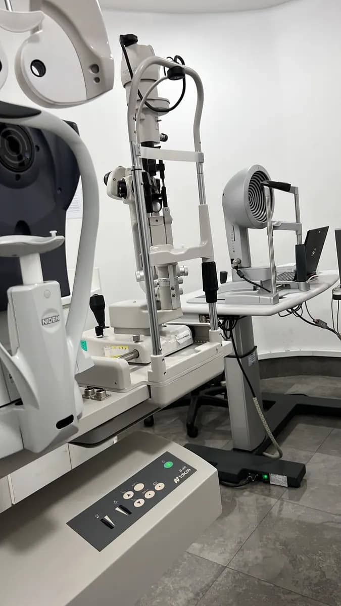 Sharif Eye Center — صورة 7