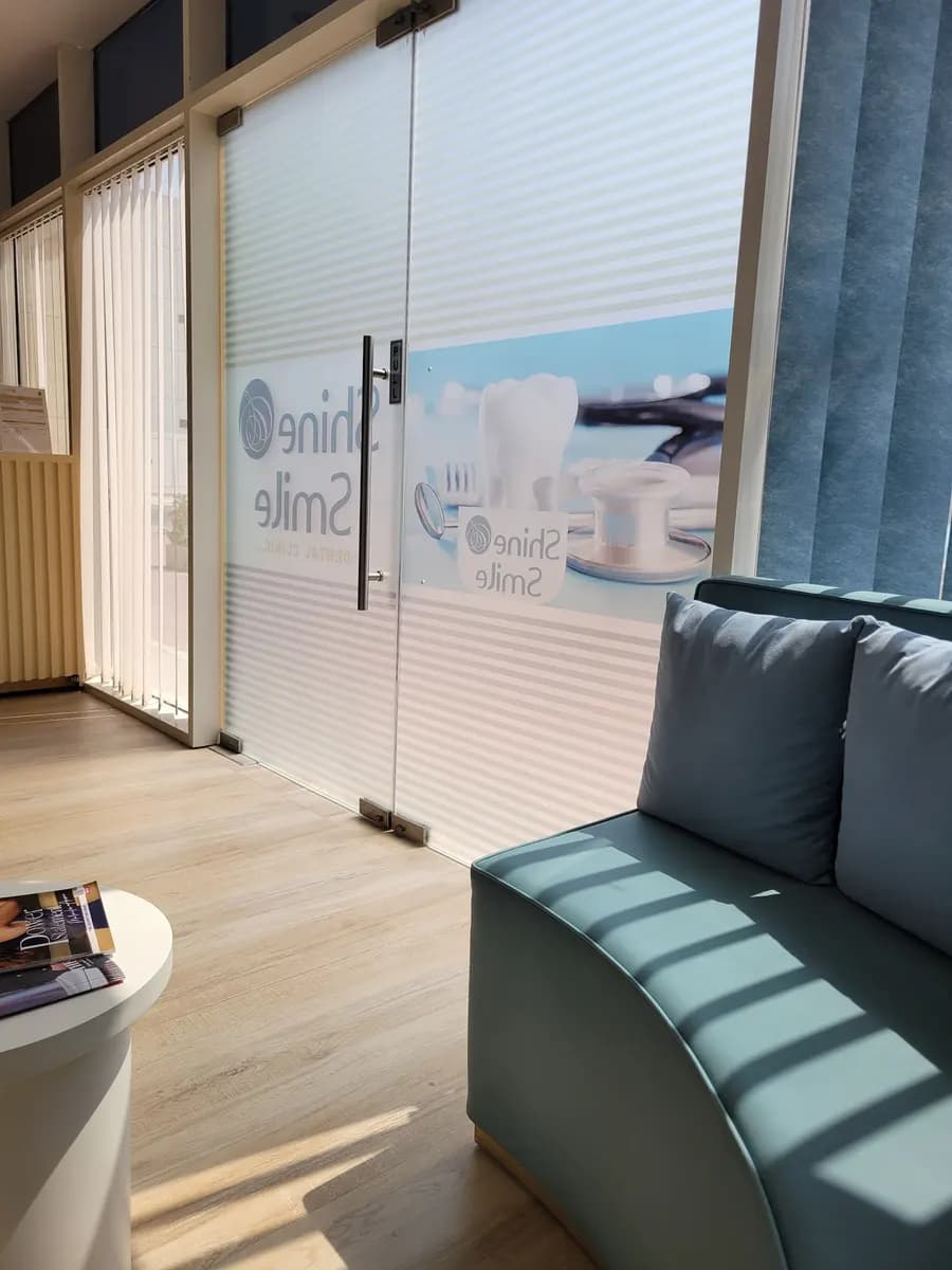 Shine And Smile Dental Clinic — صورة 7