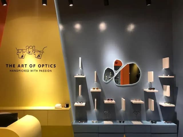 The Art of Optics — صورة 8