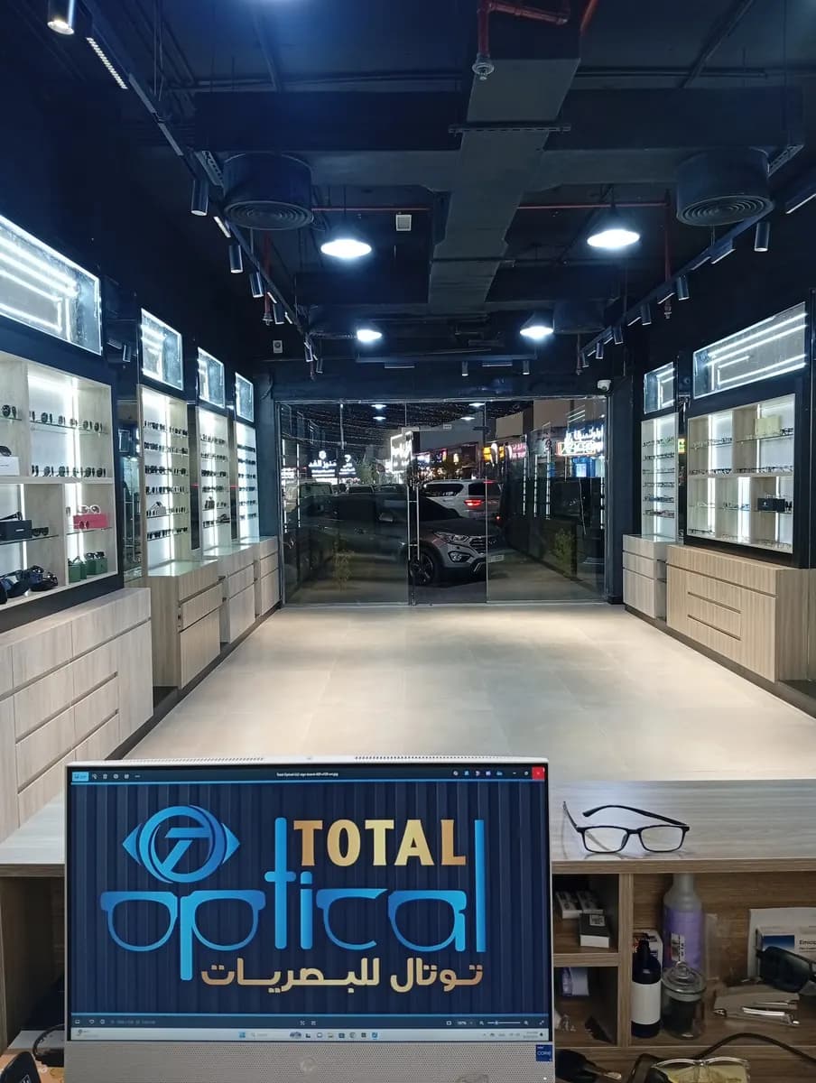 Total Optical photo 5