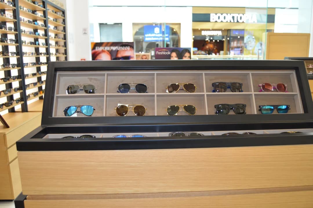 UAE Optics photo 4
