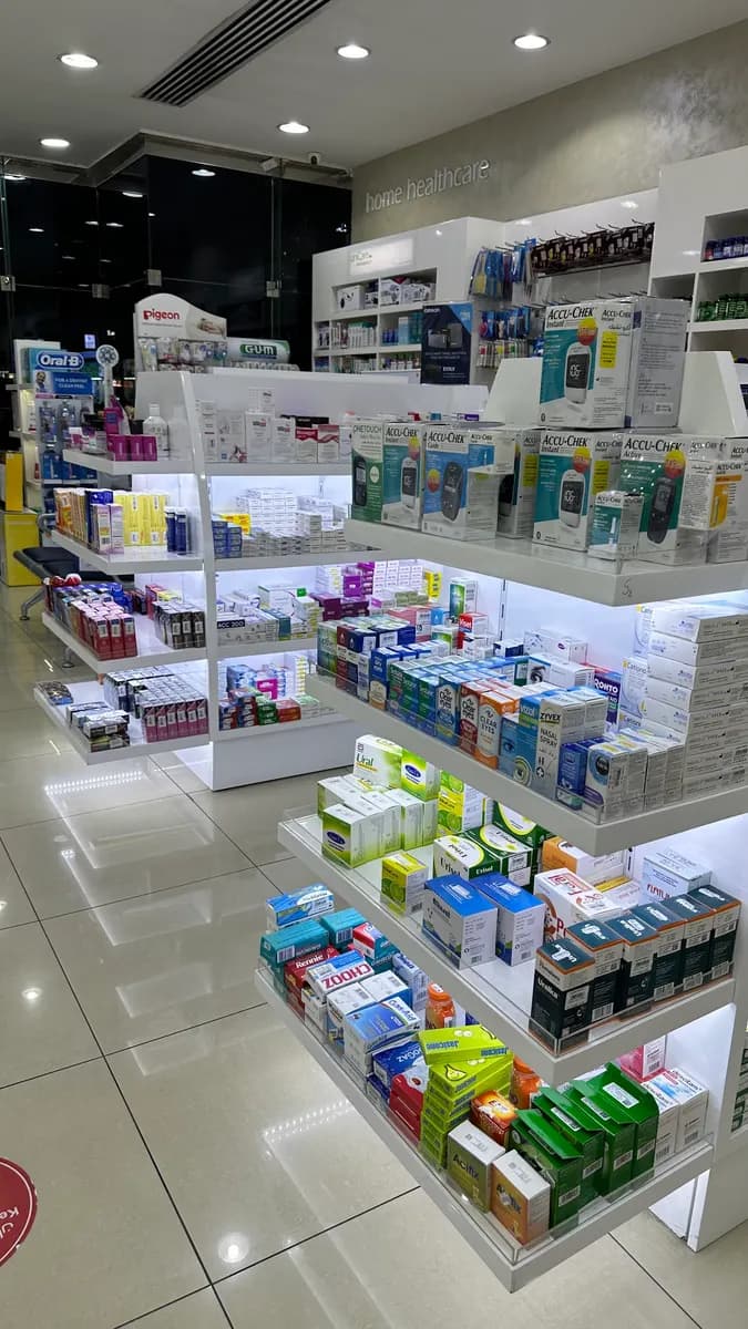Unicare Star Pharmacy — صورة 2