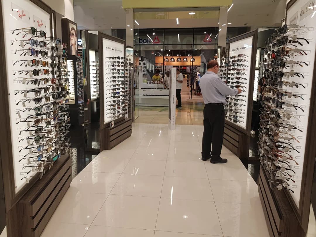 Yateem Optician - Al Ghurir photo 5