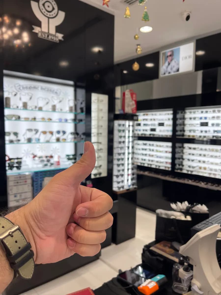 Yateem Optician - Souk Madinat Jumeirah — صورة 4
