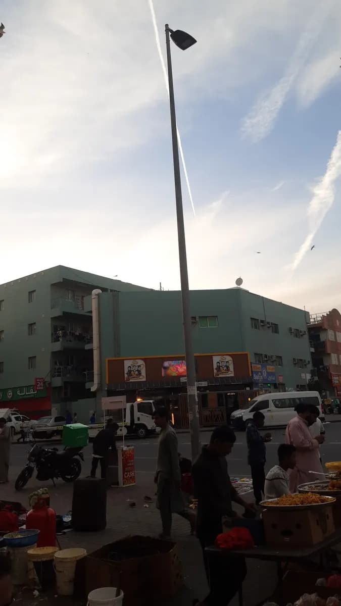 Zaitoon Pharmacy L.L.C Branch Al Quoz 2 — صورة 8