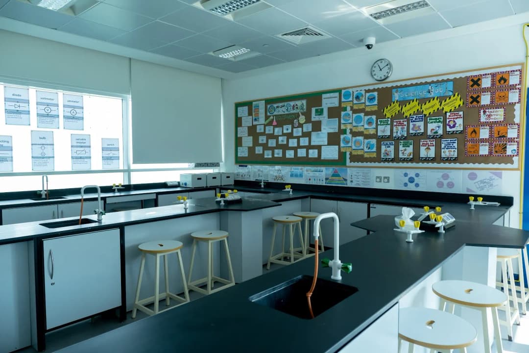 AL Shohub Private School Clinic — صورة 7