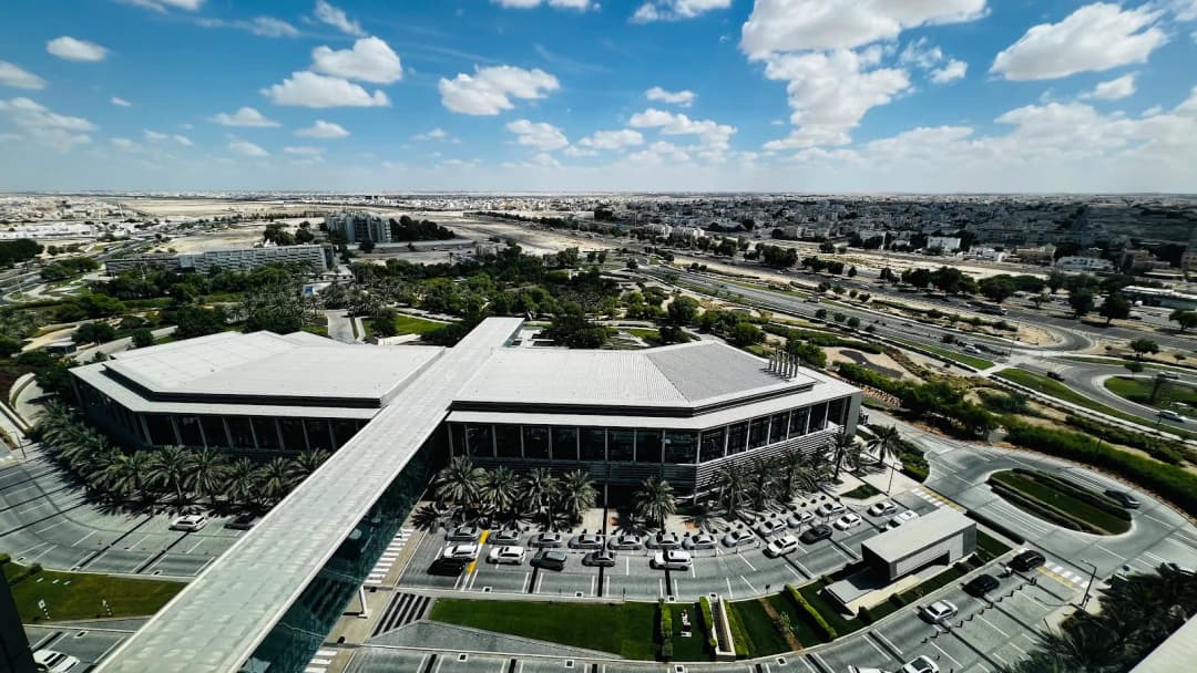 Sheikh Shakbout Medical City — صورة 6