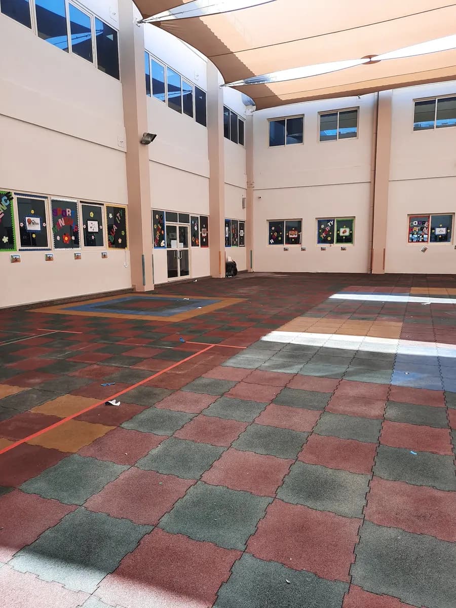AL Ittihad National Private School-BR Clinic photo 5