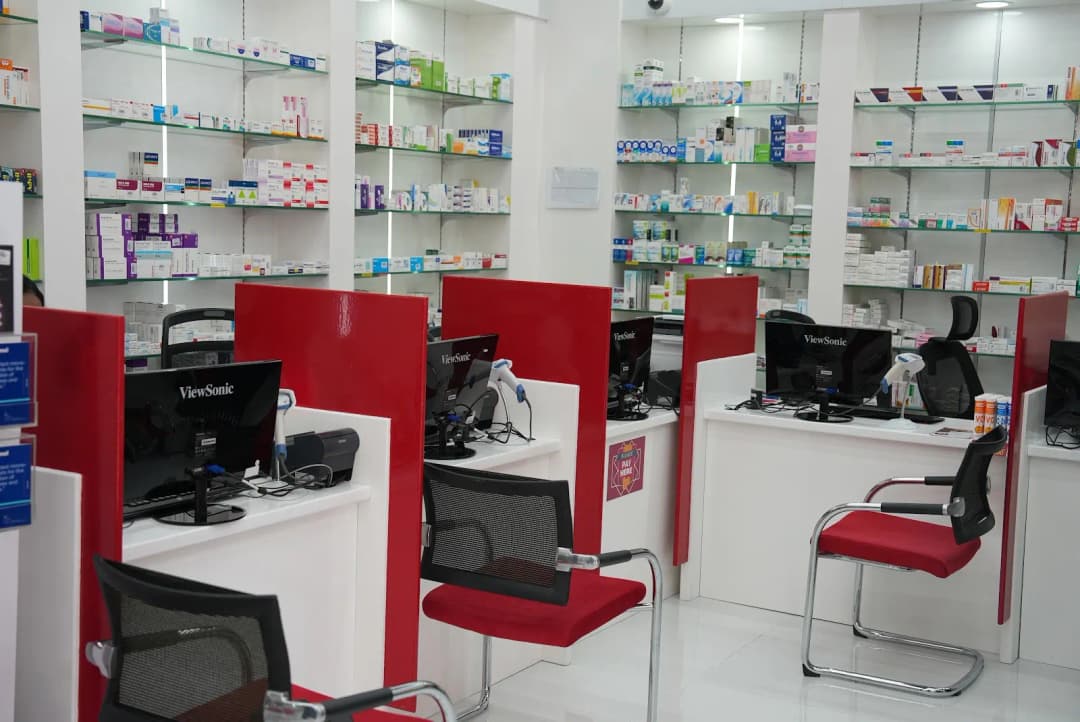 AL Thiqa AL Thakhasysiya Pharmacy photo 2